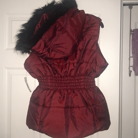 New Directions burgundy vest - Picture 2 of 2